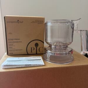Pampered Chef Tea Steeper & Dispenser NEW Open Box